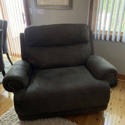 Double Seat Recliner  Very Comfy