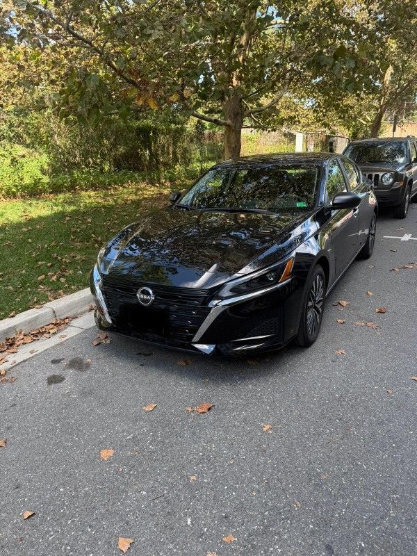 2025 Nissan Altima