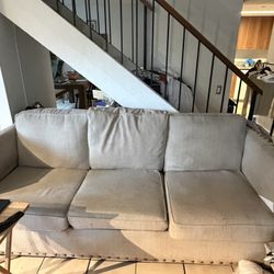 Free Couch 