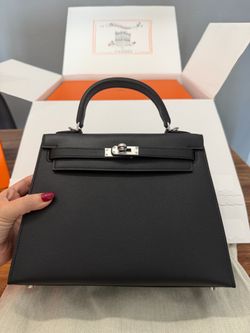 Hermes Kelly 25 Sellier – black Epsom Leather with silver Hardware