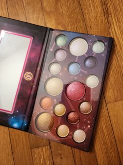 BH Cosmetics Stellar Collision Pallete