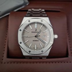 Audemars Piguet Royal Oak 41mm automatic watch 1:1 Swiss Movement