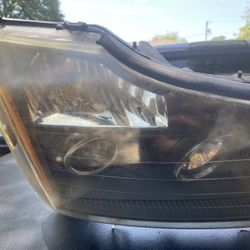 2005 Nissan Titan Headlights 