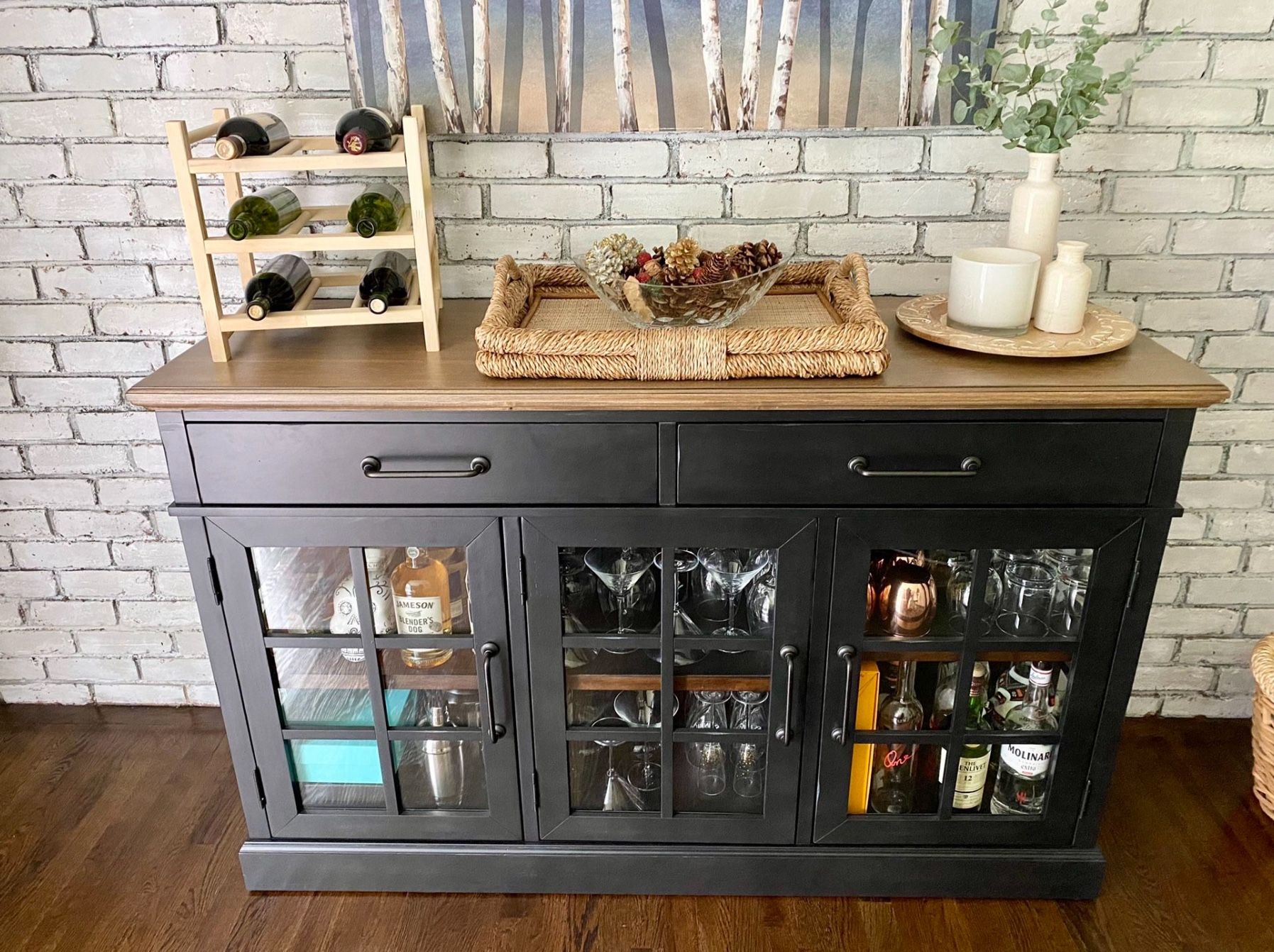 Cabinet/TV Stand/Bar/Buffet/Entertainment Center