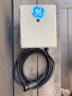 EV Charger Indoor/Outdoor- Wall Mount with cord