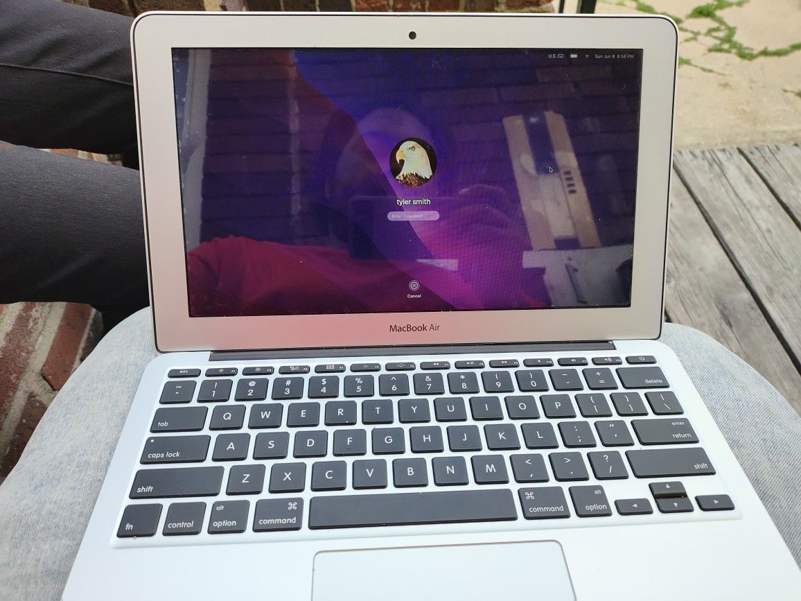 Apple MacBook Air 11