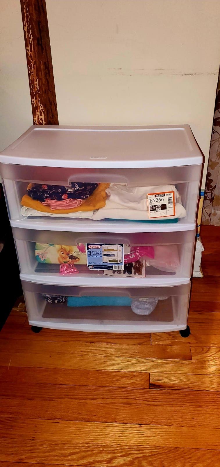 Plastic drawer organizer