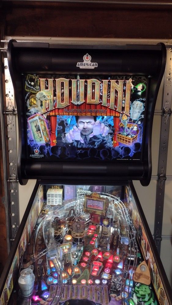 HOUDINI PINBALL MACHINE BY AMERICAN PINBALL