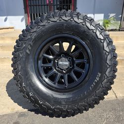 17" Method rims 35" BfGoodrich KM3 tires