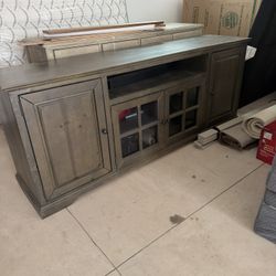 TV / Media Stand /console