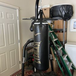 Boxing Stand - Punching Bag In Bellingham 