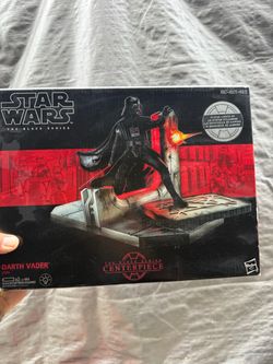 Star Wars the Black series Darth Vader and Rey figure