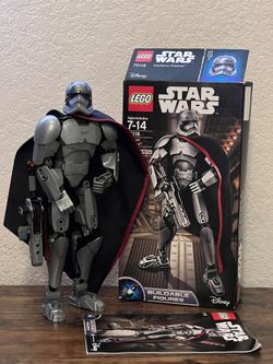 LEGO 75118 Captain Phasma Star Wars Buildable Figures