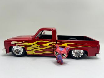 JADA Just Trucks 1/24 1985 CHEVY  C-10 Glossy Red W/Flames