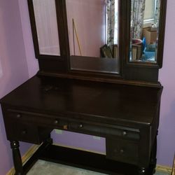 Antique Vanity ,3 Mirrors Makeup Desk Table 