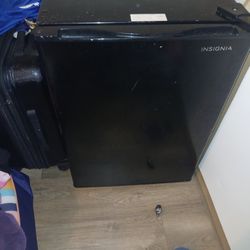 Mini Fridge CHEAP 