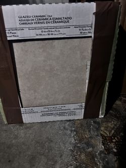 GLAZED CERAMIC TILE