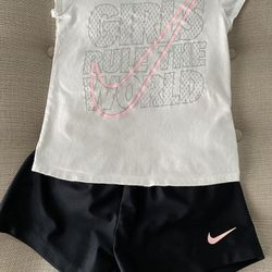 Girls Nike Outfit 