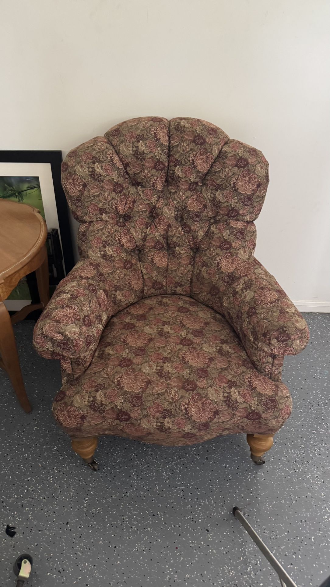 Chair Ethan Allen Collection
