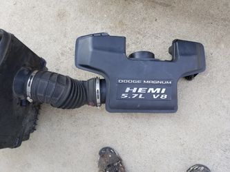 Dodge 5.7 Hemi Air Box And Intake 175.00