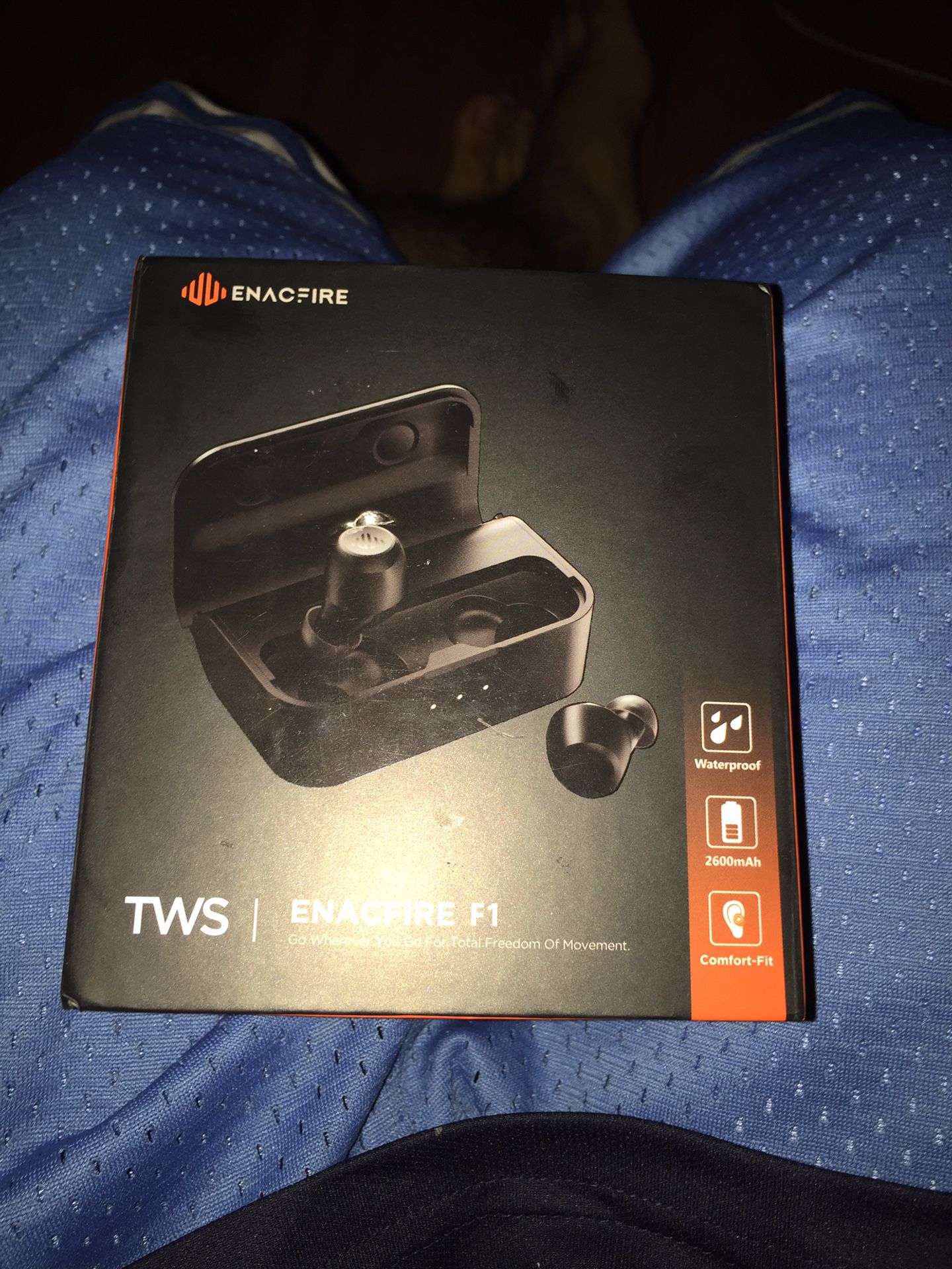 Enacfire f1 wireless earbuds (dose not charge)