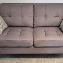 Sofa in excellent condition