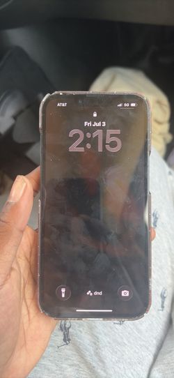 iPhone 16 e