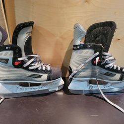 Bauer Kid Skate Sz4