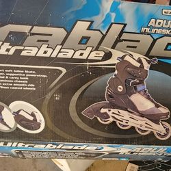 Roller Skates Size 9  (Escondido CA) 