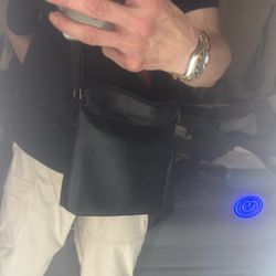 Black Leather Men Messenger Bag Barely Used 