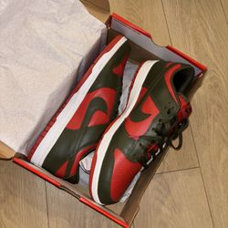 Dunk Low ‘Cargo Khaki Mystic Red’ 