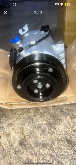 Automotive AC Compressor with Clutch Pulley