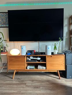 Walker Edison Tv stand