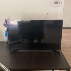 32 Inch Samsung TV