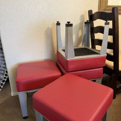 Dining Table Retro Chairs $85