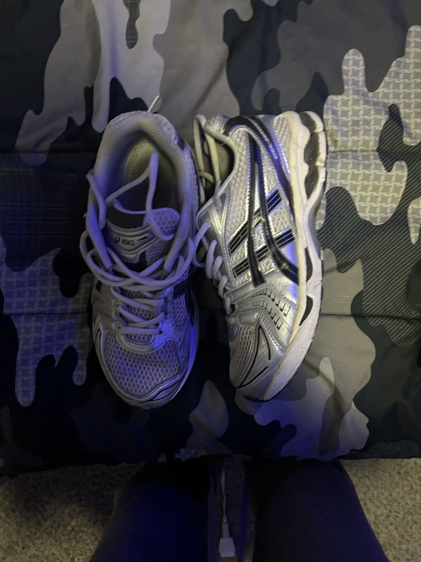 Asics Gel Kayano 14  size 7.5