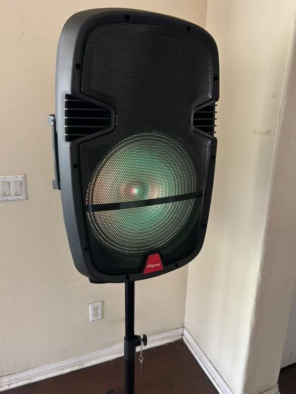 Wireless Speaker System 15” Woofer With Mic