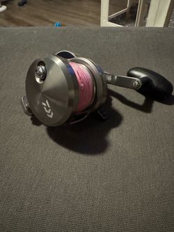 Daiwa Saltiga 35 Narrow two speed salt water fishing reel. Great condition