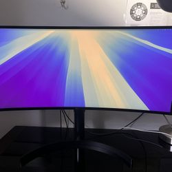 LG LED Monitor 34" Curved UltraWide WQHD (3840 x 1440) IPS Display, 99% Color Accuracy, Immersive, Detailed Contrast, USB-C, Anti-Glare, Adjustable - 