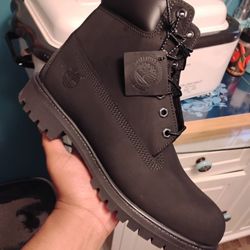 BLACK 6 INCH TIMBERLAND SIZE 10 