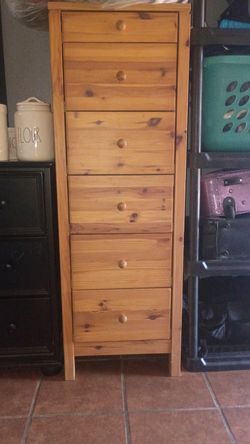 6 drawer tallboy dresser/chest