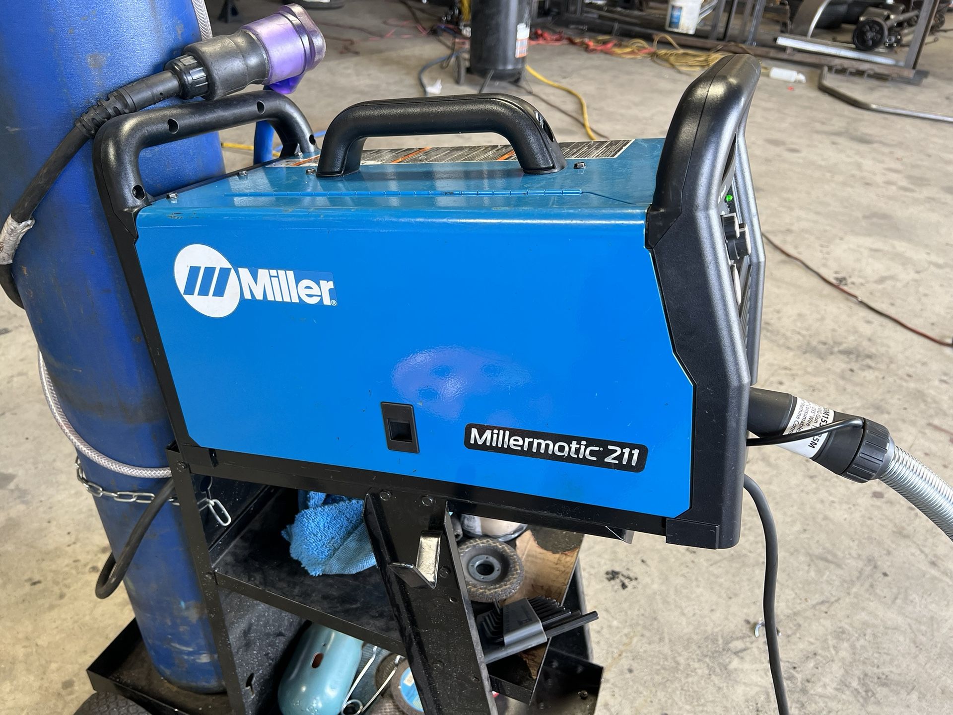 Miller Millermatic 211 MIG Welder for Sale in Colton, CA OfferUp