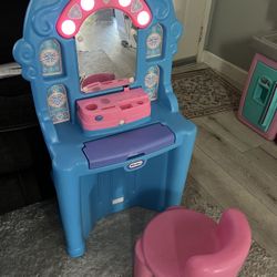 Vintage Little Tikes Vanity