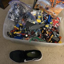 LEGOS Multiple Sets 