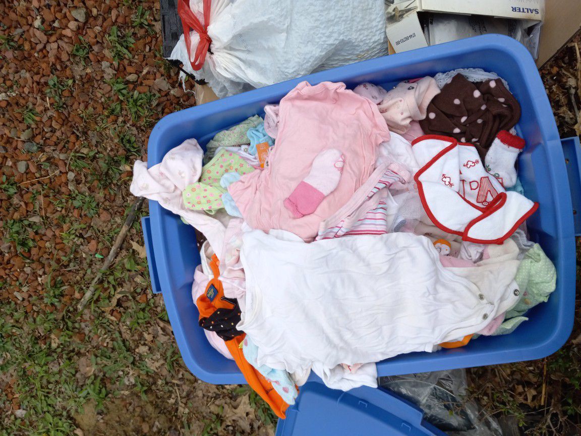 Free Newborn Baby Girl Clothes Come With Diaper,wipe Bottle 