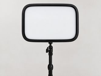 Elgato Key Light – 2800 Lumens with Master Mount