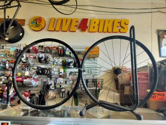 700 Tubeless DT Swiss G540 Gravel Wheelset thru axle