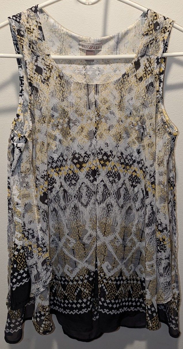Roz & Ali Sleeveless Top - Sz. Small