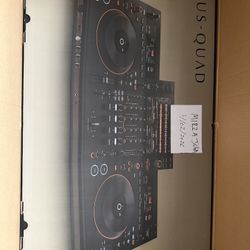 Pioneer DJ OPUS-QUAD Professional 4-Channel All-In-One DJ System Black