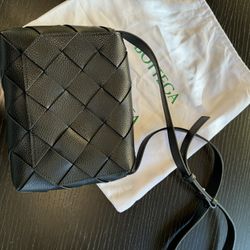 BV CROSSBODY BAG FOR MEN